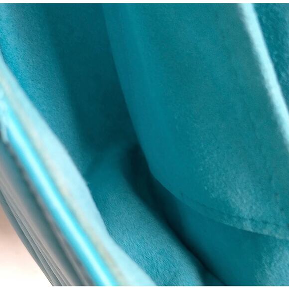 Louis Vuitton LV New Wave Shoulder Bag Pristine - Picture 15 of 16